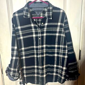 Women’s XL half button up plaid shirt